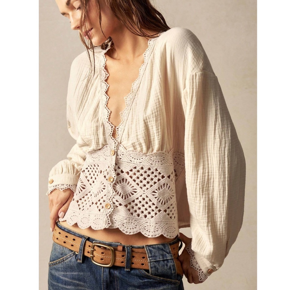 Cotton Bohemian Shirt in Beige Crochet Lace Detailed V-Neck Long Lantern Sleeve